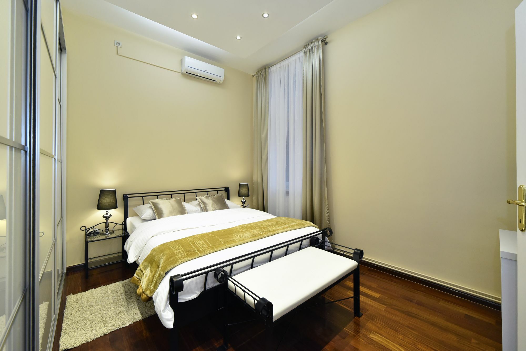 Luxury Residence Center Apartment Zagreb Bagian luar foto
